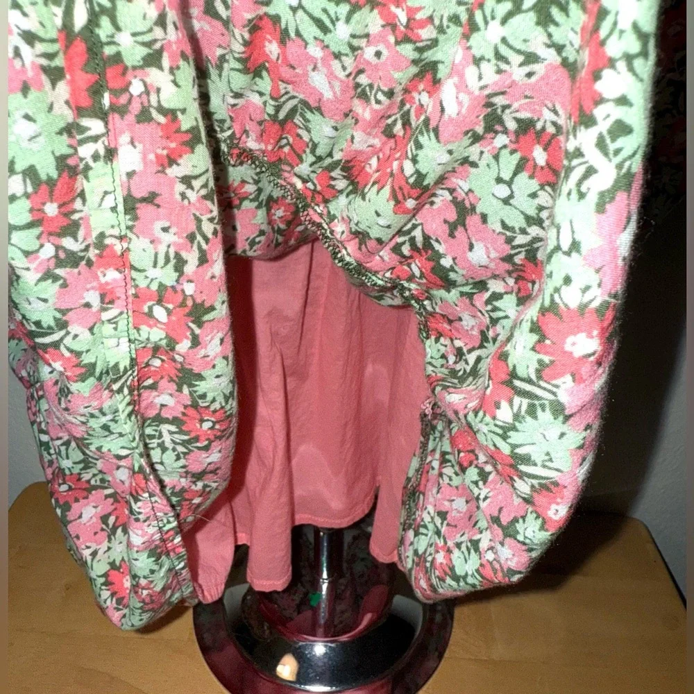 Vineyard Vines pink & green floral print dress w/ cinched waist, size 5/6, NWOT